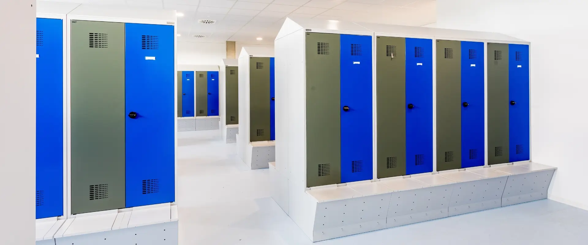 Hochwertige Spind von Eurobox KG